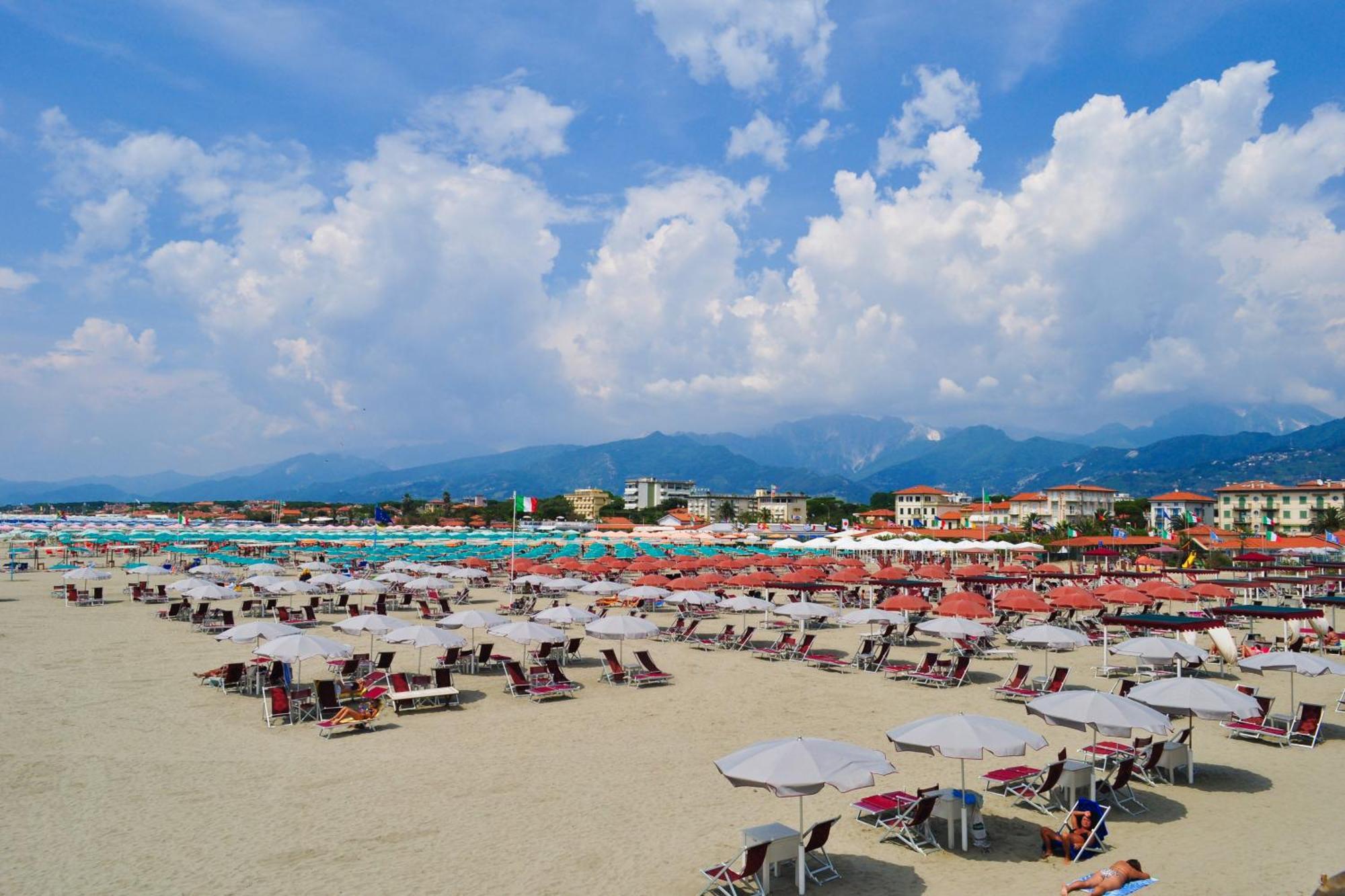 La Suite 2 Ondina Viareggio 200M From Sea - Happy Rentals Экстерьер фото